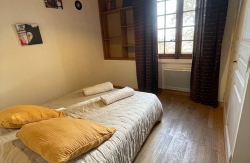 Saint-Hippolyte-le-Graveyron House | Mas provençal 12 pers with swimming pool - vineyard view - Mont Ventoux