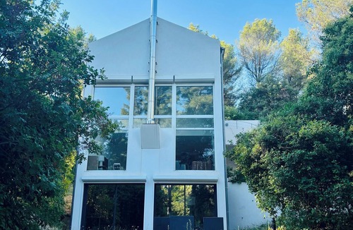 Les Accates House | Magnificent house in the heart of the pine forest in Marseille