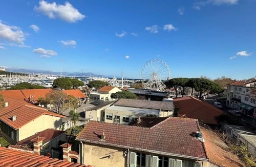 Antibes City Centre Apartment | Magnificent sea view brand new 2 bedrooms