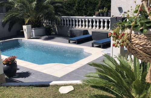 Lamanon House | Magnificent villa with swimming pool at the foot of the Alpilles mountains