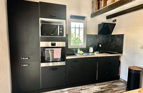 Saint-Sylvestre Apartment | Magnifique studio sur les hauteurs de Nice, piscine, parking et WIFI