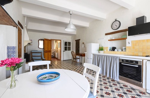Mollans-sur-Ouveze House | Maison Bleue 26170 Mollans-sur-Ouvèze – Authentic Village House by the River
