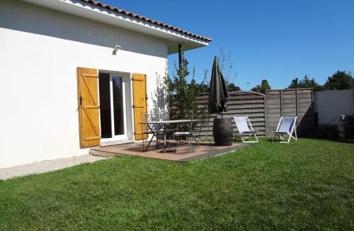 Marsillargues House | Maison calme avec jardin et parking à 15mn de la mer La grande motte ou Le Grau du roi