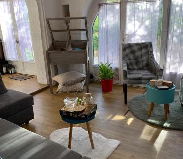 Aubagne Apartment | Maison cosy La Farigoule - Terrasse 150m2- 6 pers - Aubagne
