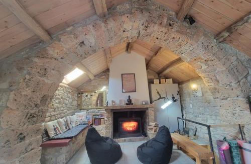 Saint-Jean-et-Saint-Paul House | Maison des biches
