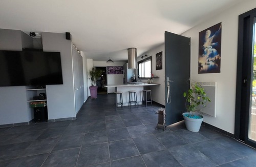 Saint-Paul-et-Valmalle Villa | Maison du bonheur