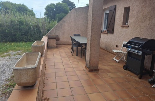 Giens House | Maison de 100 m2 Entièrement Rénovée à 15 Minutes des Plages