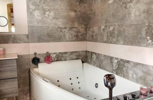 Seez House | Maison de 3 chambres avec terrasse et wifi a Seez a 2 km des pistes