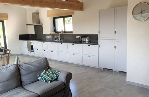 Valvigneres House | Maison de Celestin, detached stone farmhouse with private heated swimming pool