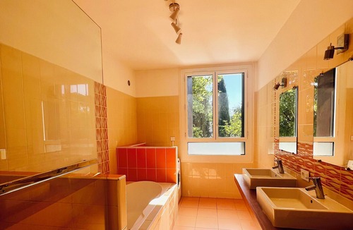 Castelnau-le-Lez House | Maison de Maître Rénovée - Piscine - Jardin à Castelnau-le-lez