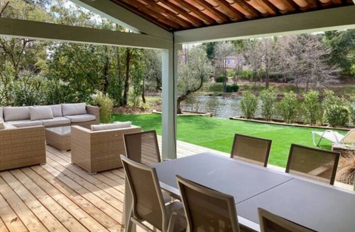 Les Restanques House | Maison du lac, 4 Bedrooms, Les Restanques duGolfe de St Tropez; ideal for families
