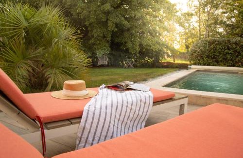 L'Isle-sur-la-Sorgue Villa | Maison Loutina, Villa 5 min à pied du centre