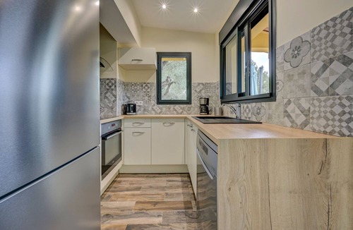 Aubagne House | Maisonnette in the hills with swimming pool