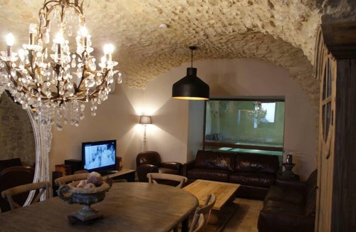 Vallon-Pont-d'Arc House | Mansion - Vallon pont d'arc