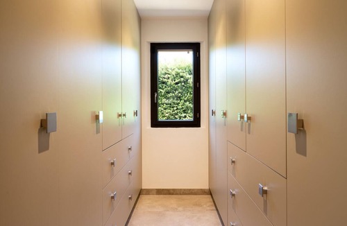 Eygalieres House | "Mas", air-conditioning, heated pool, view, walking distance of the village