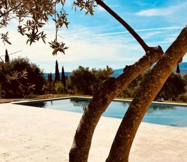 Saint-Saturnin-les-Apt Villa | Mas de la Canopée