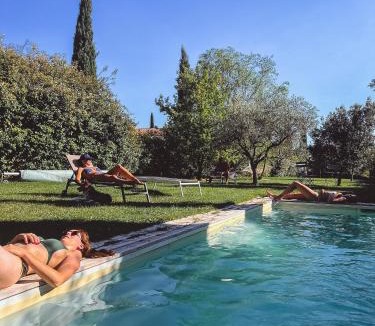 Sainte-Cecile-les-Vignes Villa | Mas des Vignes