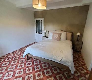 Robion Villa | Mas du 19eme dans le luberon
