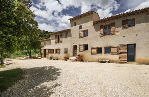 Saint-Saturnin-les-Apt House | Mas in Provence with exceptional views of the Luberon