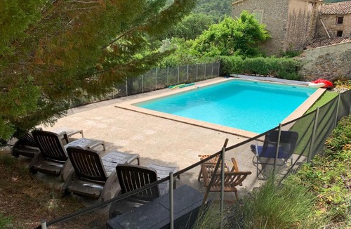Bras-d'Asse Villa | Mas provençal avec piscine pour vacances en famille ou amis