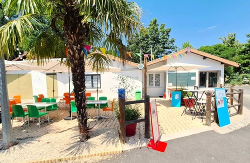Saint-Germain-Laval House | Mobil-home Grand Confort - 33 m² - 3 bedrooms 6 people