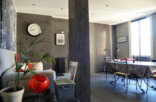 Liberation Apartment | Modern & city, tramway