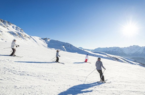 Saint-Francois-Longchamp Apartment | Modern 2-bedroom apt, sleeps 6, ski-in ski-out, center location