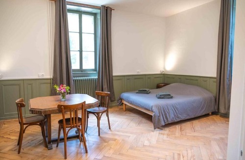 Consolation-Maisonnettes Hotel | Monastère du Val de Consolation