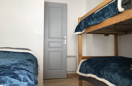 Vallouise Apartment | Montbrison Appartment with 3 bedrooms and balcony in the center of Vallouise