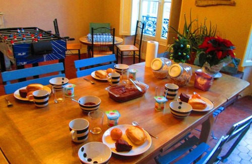 Jean-Medecin House | Motel ∙ 8 guests