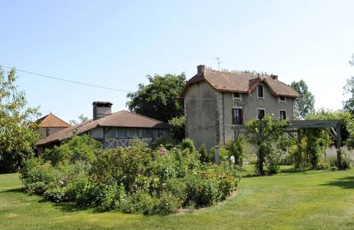 Chenay-le-Chatel House | Moulin Bailly - CHENAY-LE-CHATEL