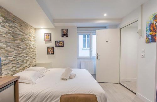 Quartier Hyper-Centre Apartment | MYD - Studio 18 Hyper Centre
