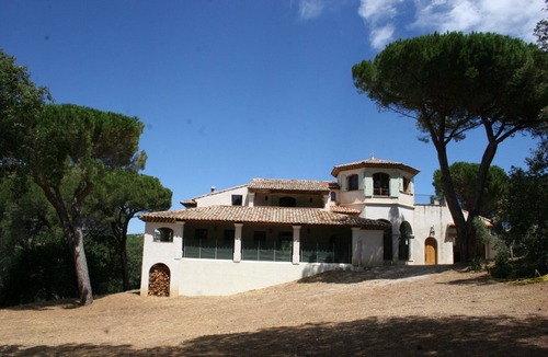Sainte-Maxime Villa | Nartelle villa 5 bedrooms sleeps 12 to 12 people max