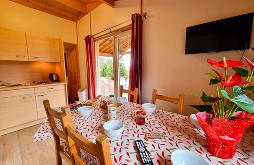 Usson-en-Forez Cottage | Natural chalet, pets allowed - 6 guests