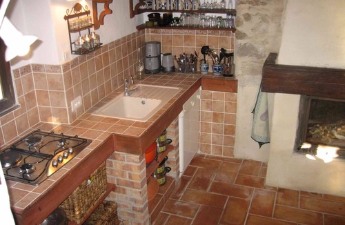 Sablet House | Natural stone house in a picturesque location in the Dentelles nature reserve