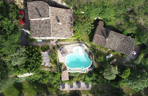 Sablet House | Natural stone house in a picturesque location in the Dentelles nature reserve