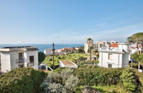 Mont Boron House | New! Beautiful villa in a great location in Nice. 3-bedroom ocean view. Short walks on the beach