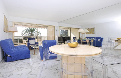 La Croix des Gardes Apartment | Nice apartment in Cannes with house sea view