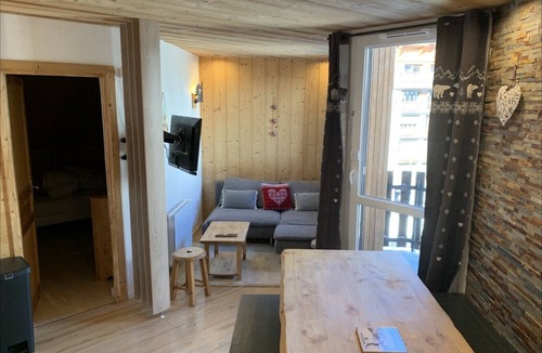 Venosc Apartment | Nice apt on high floor with lift for 6 people