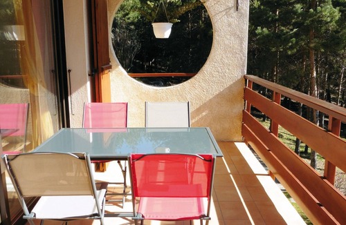 Embrun Apartment | Nice flat. 2 bedrooms - Embrun - panoramic view - close to ski resorts and lake