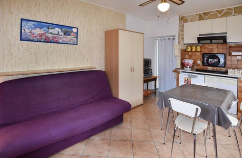 Caromb House | Nice home in Caromb with private swimming pool, can be inside or outside