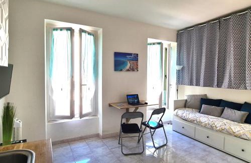 Jean-Medecin Apartment | NICE - Studio cosy hypercentre à 500m de la plage