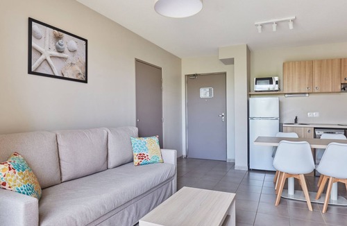 Les Bormettes Apartment | Odalys Référence Les Océanides by Interhome