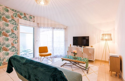 Jean-Medecin Apartment | PALAIS LIBERTE IV AP4253 By Riviera Holiday Homes