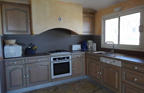 Porto-Vecchio Villa | PALOMBAGGIA ,right on the waterfront, 5 minutes' walk . Superb sea view.