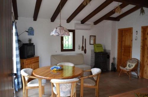 Esparron-de-Verdon Villa | Panoramic lake view