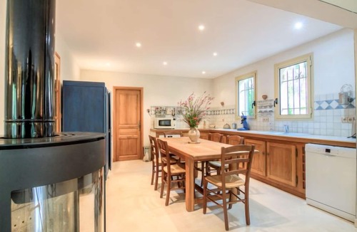 Le Barroux House | Patifiage by Interhome