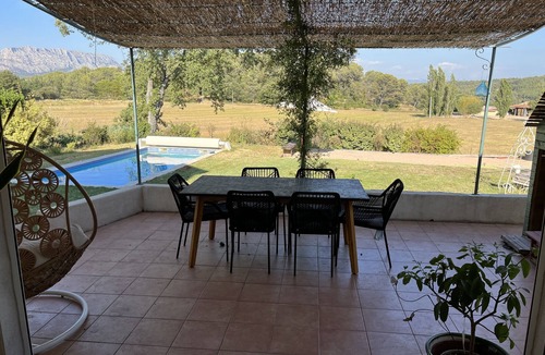 Meyreuil House | Peaceful family villa with view and pool in Aix-en-Provence