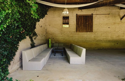 Les Vosserts House | Pebble house with pool and jacuzzi