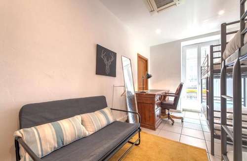 Vernier Apartment | Perfect large beautiful apartment for Families with Children in Centre of Nice